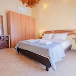 Villa Fuoco, Lefkas G-Villas, A Luxury Villa With Private Pool, 10 Mins Drive From The Beach Willa *