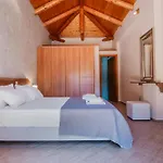 Villa Fuoco, Lefkas G-Villas, A Luxury Villa With Private Pool, 10 Mins Drive From The Beach *